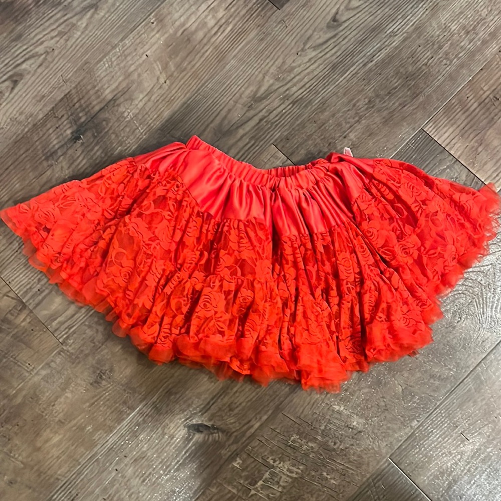 Lace skirt